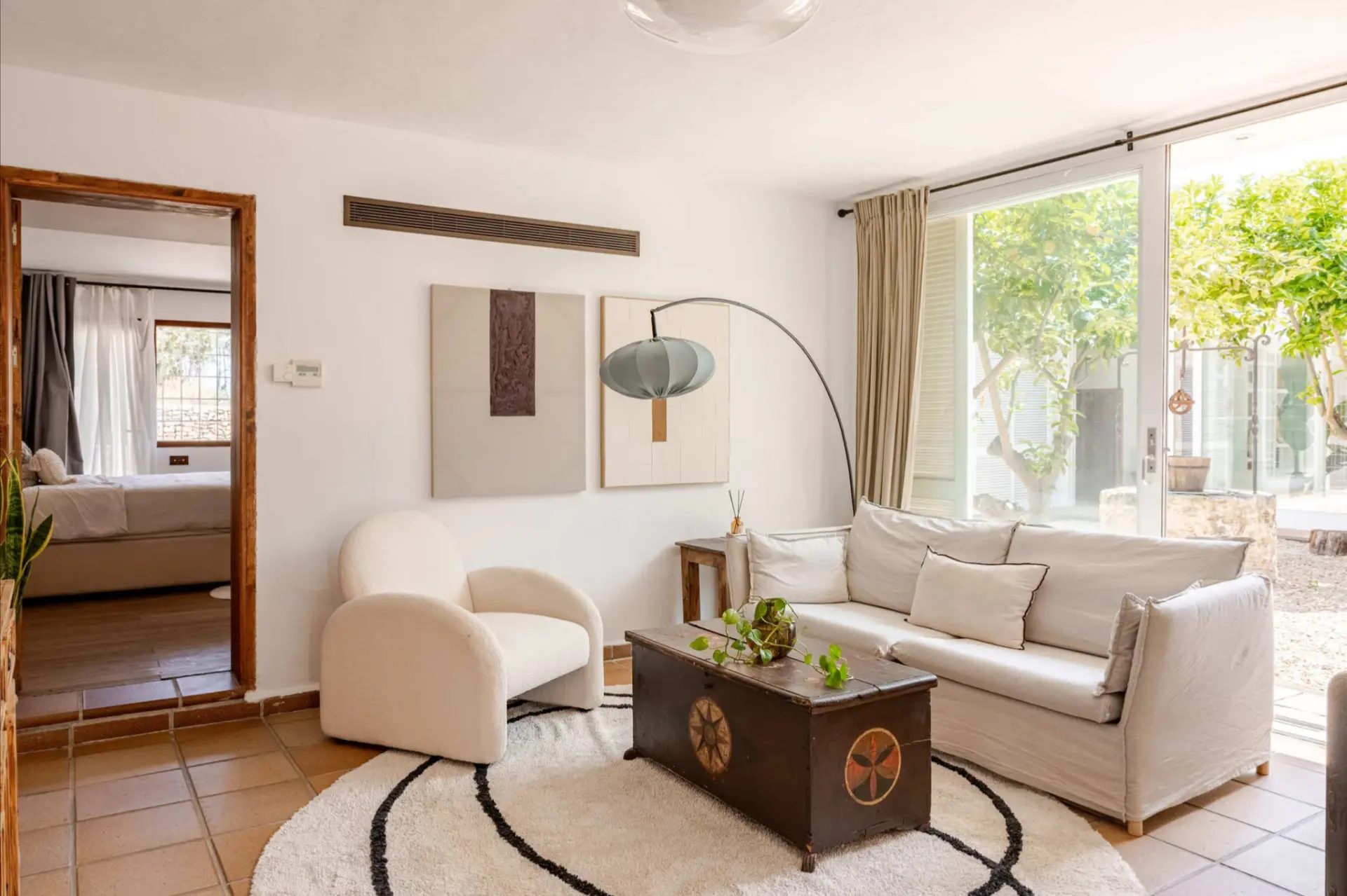 Living & dining